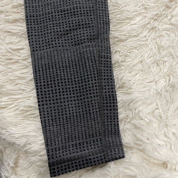 Under Armour leggings - Picture 9 of 9